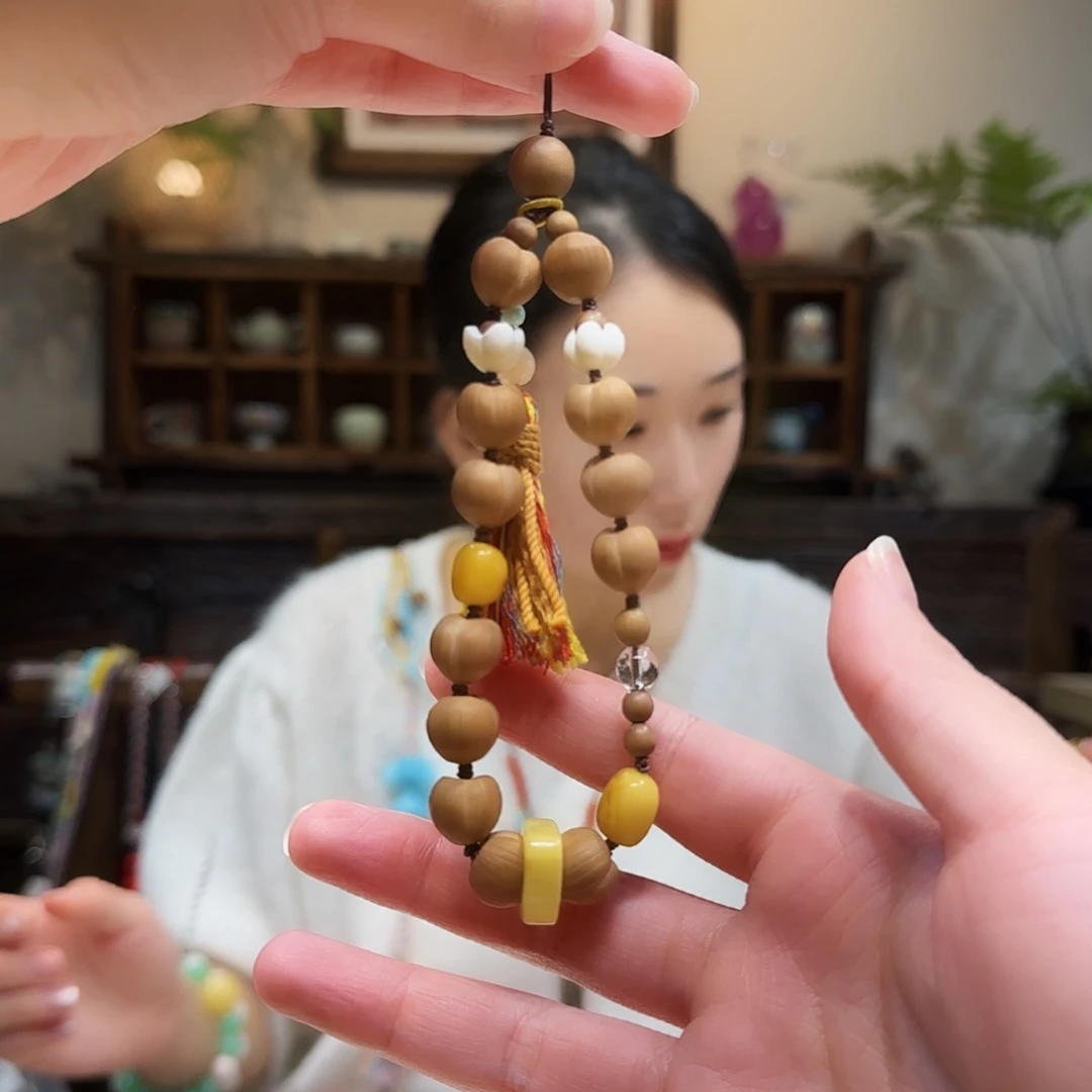 木质非金属设计款挂件