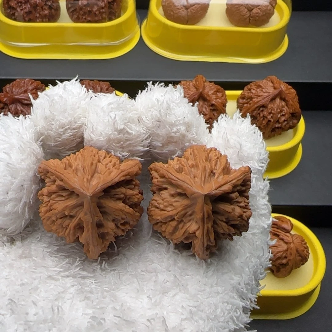 文玩核桃把件虎头奔全39