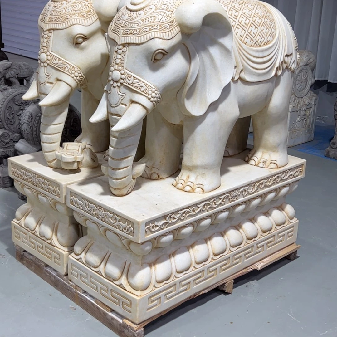 康***超腹部和背部红红火火古代建筑设计风格