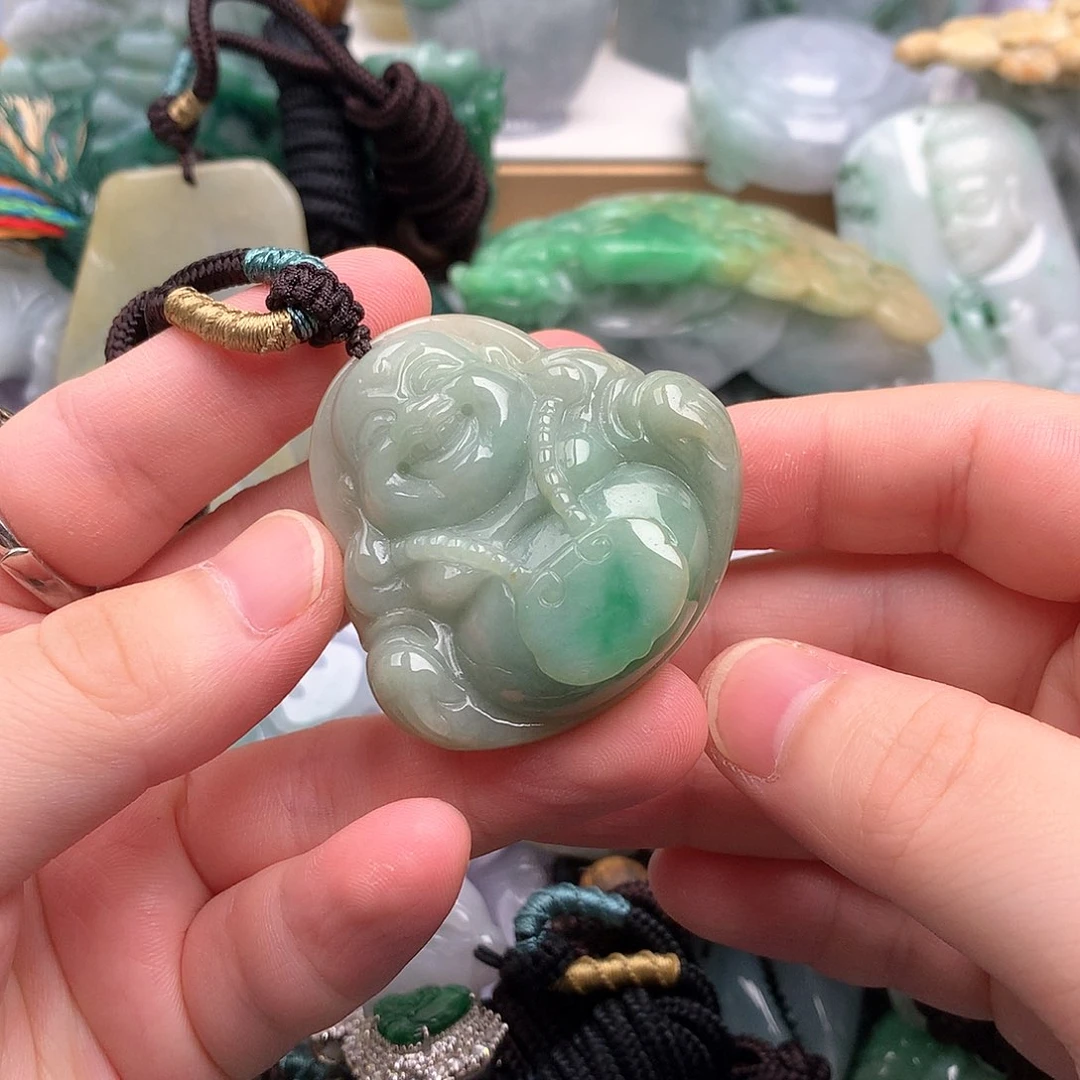 吊坠(不含链)未镶嵌翡翠