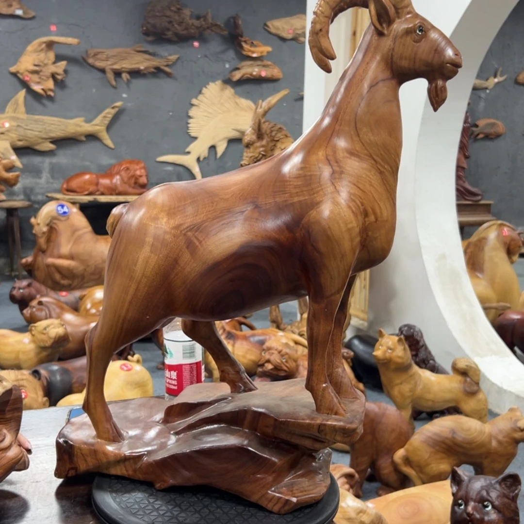 【闪购商品】木潮****司香樟木山羊摆件