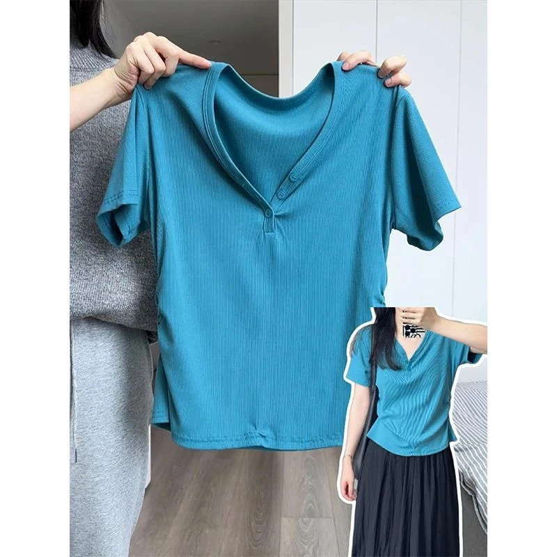 大码200斤夏季新款正肩排扣V领短袖t恤女设计百搭收腰显瘦上衣ins