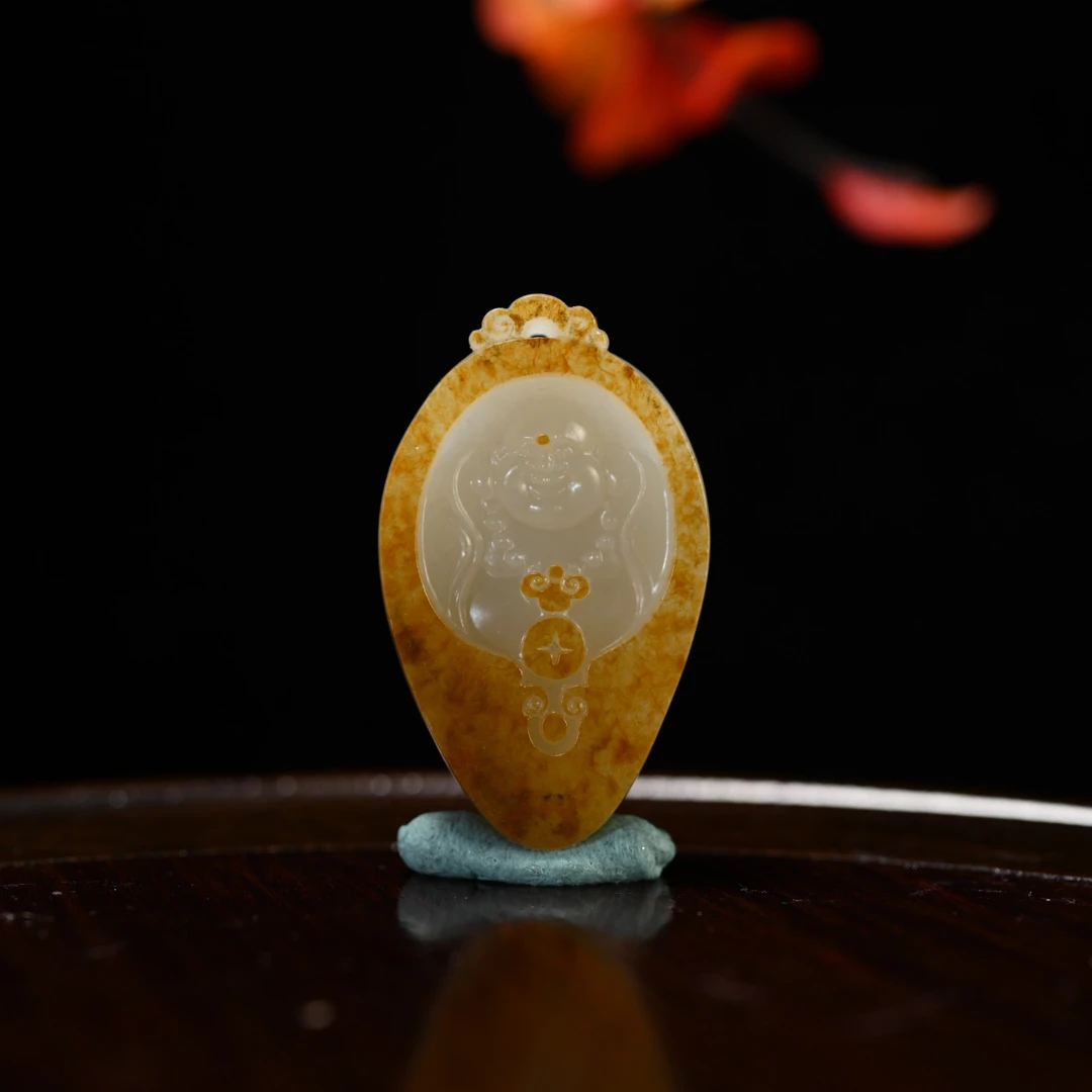 LOT8848 2512040082和田玉弥勒佛挂件【籽】/保利