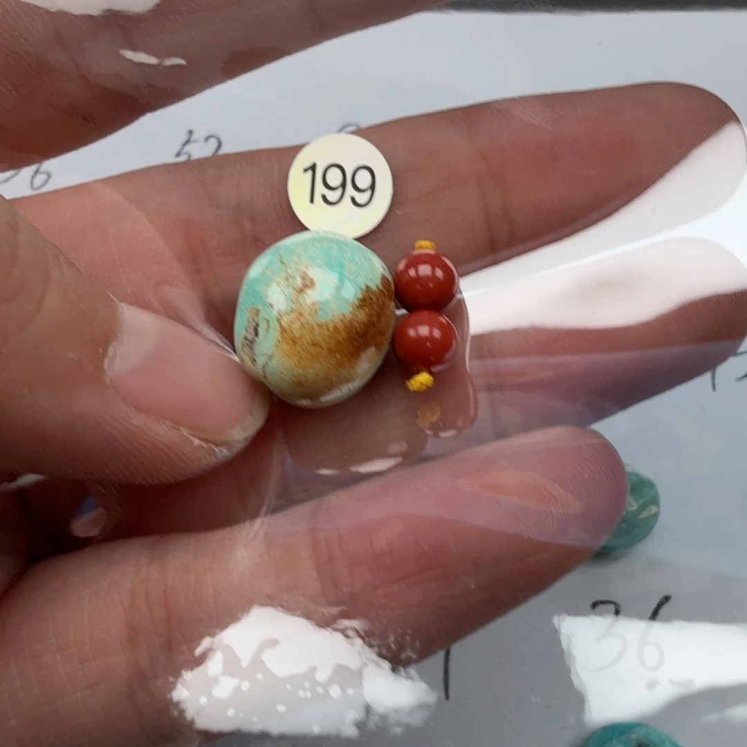 南红玛瑙未镶嵌珠宝奇石