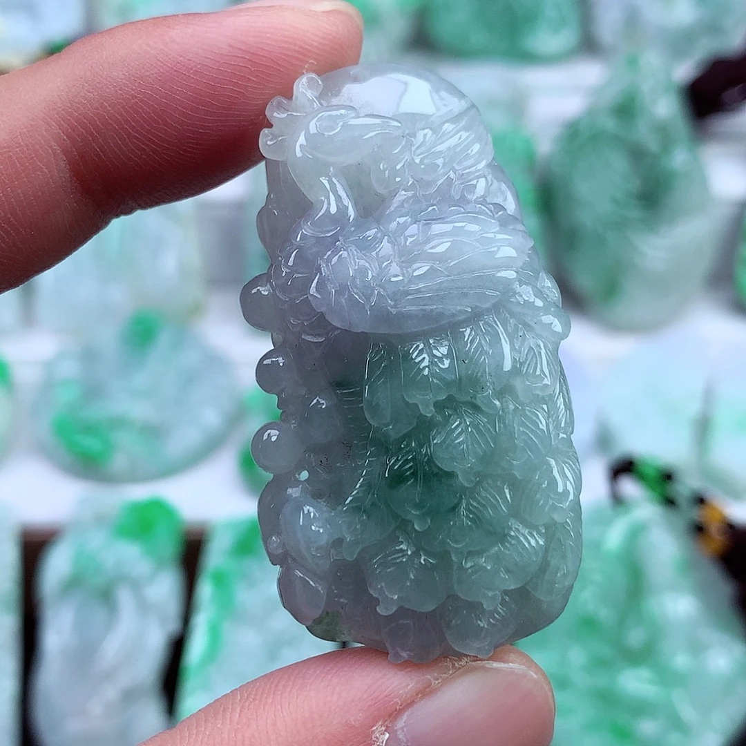 翡翠未镶嵌颈饰翡翠吊坠