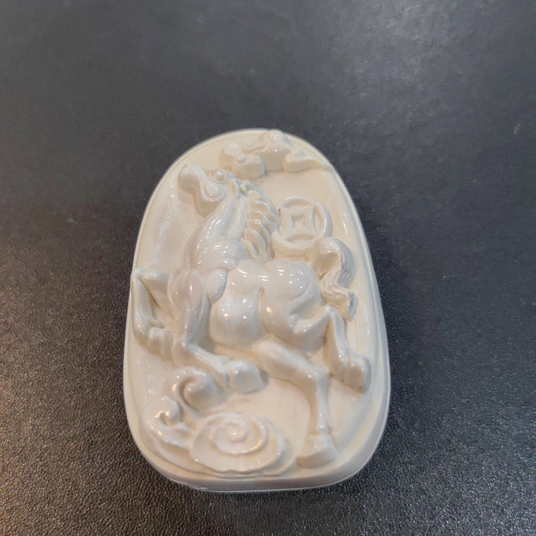 猛犸约55.5克雕刻件CZL1290