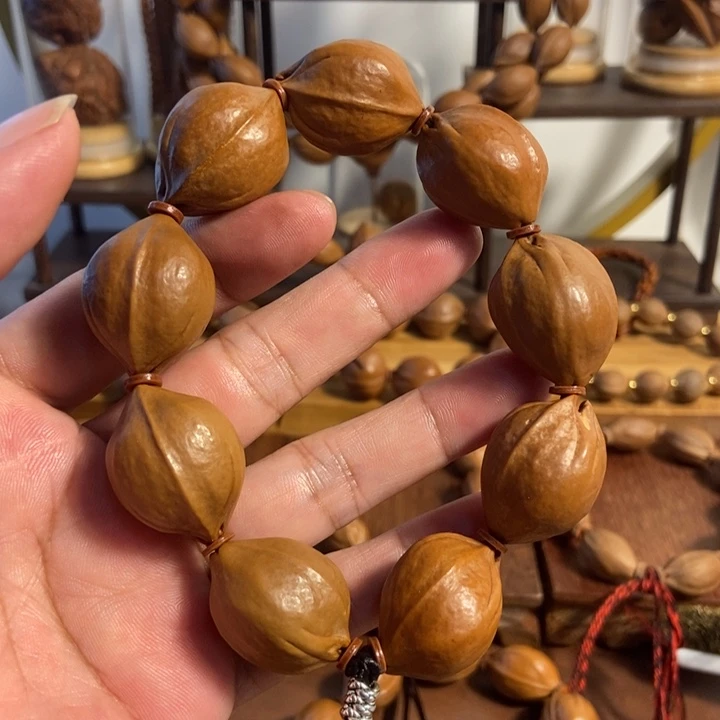臭***猪吊坠橄榄核21 x28三年梅林铁核