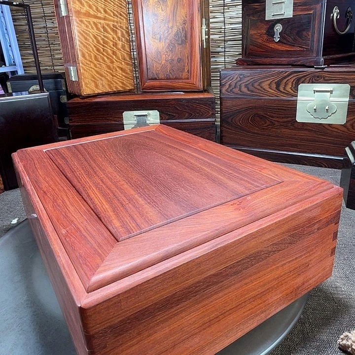 染料紫檀（血檀）双层大机关盒