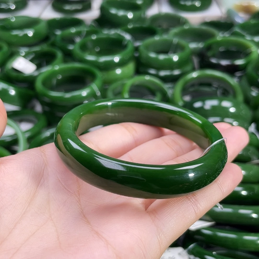 未镶嵌手镯和田玉（碧玉）