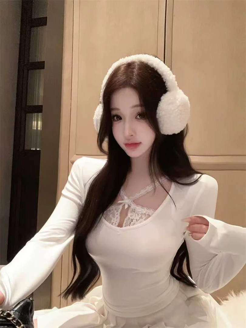 蕾丝拼接t恤女秋冬修身设计感纯欲短款打底衫甜辣妹上衣+皮裙套装