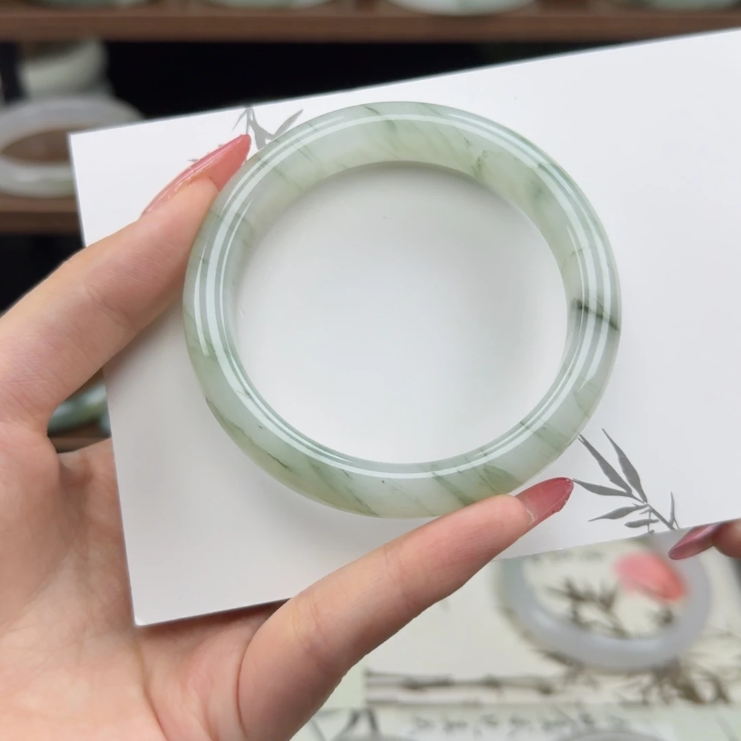 石英质玉（天山翠）未镶嵌手镯60圈口