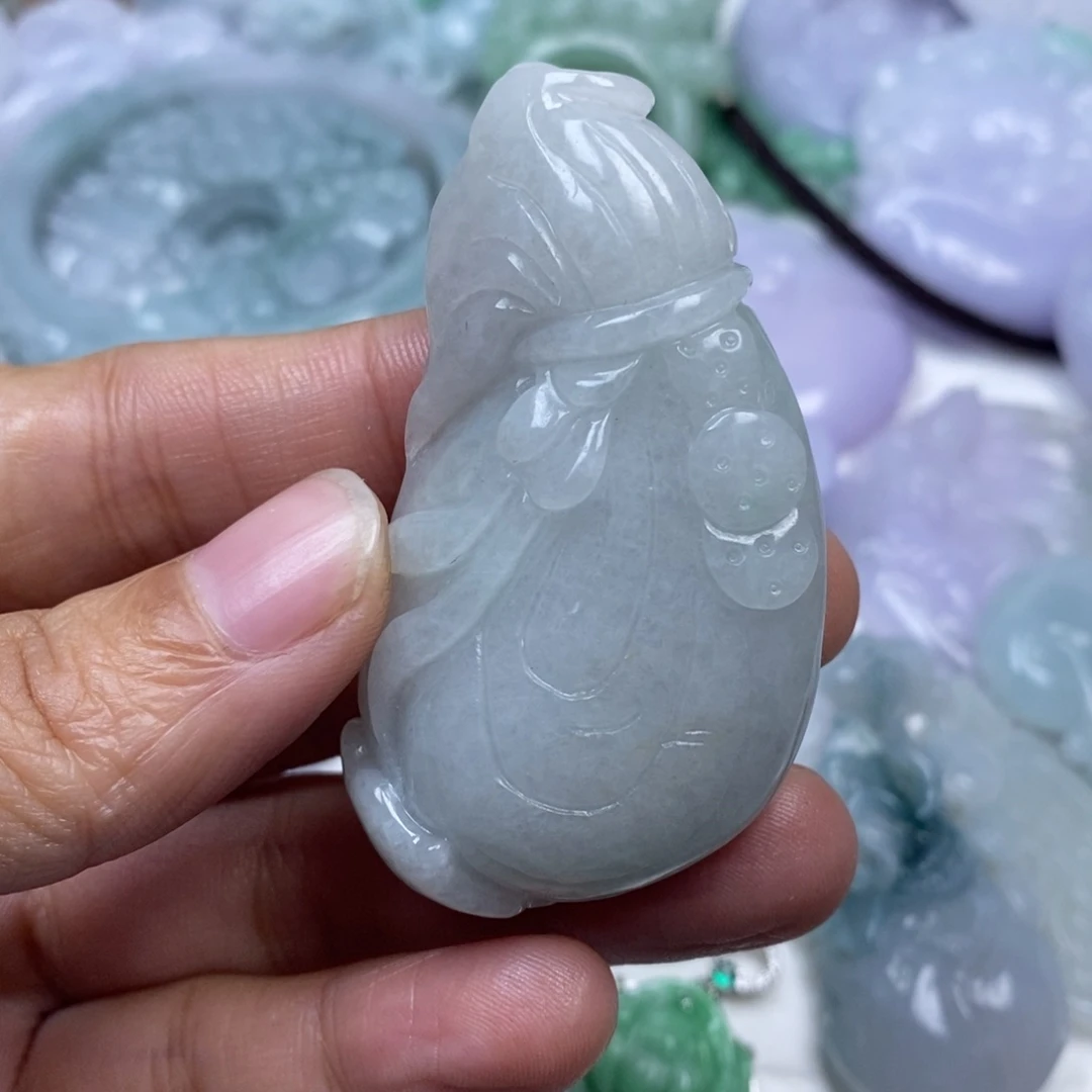 颈饰未镶嵌翡翠防****家翡翠