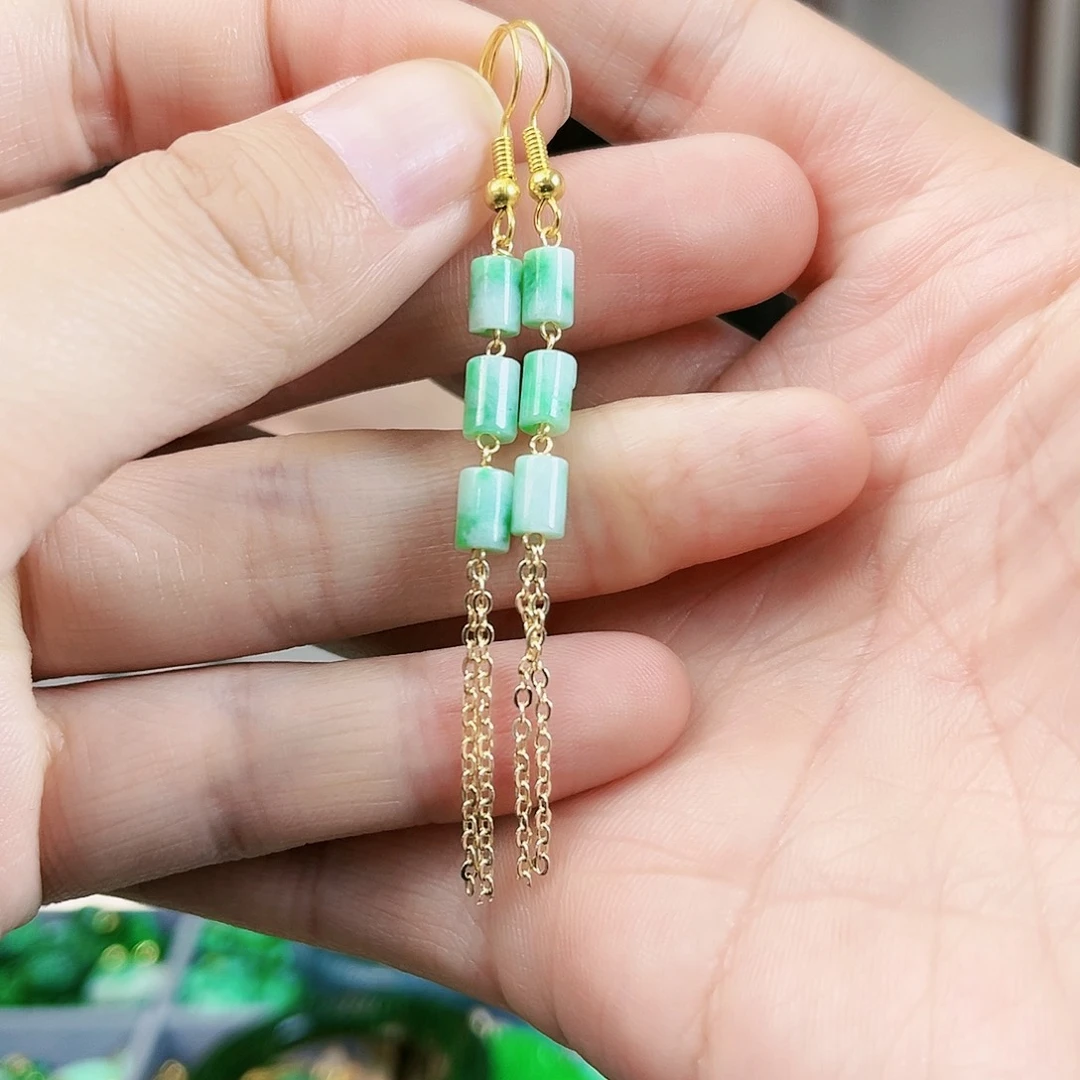 翡翠耳饰未镶嵌耳饰多样性