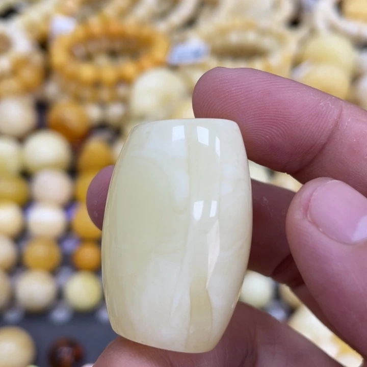 裸石蜜蜡未镶嵌23.5mm白花马蹄