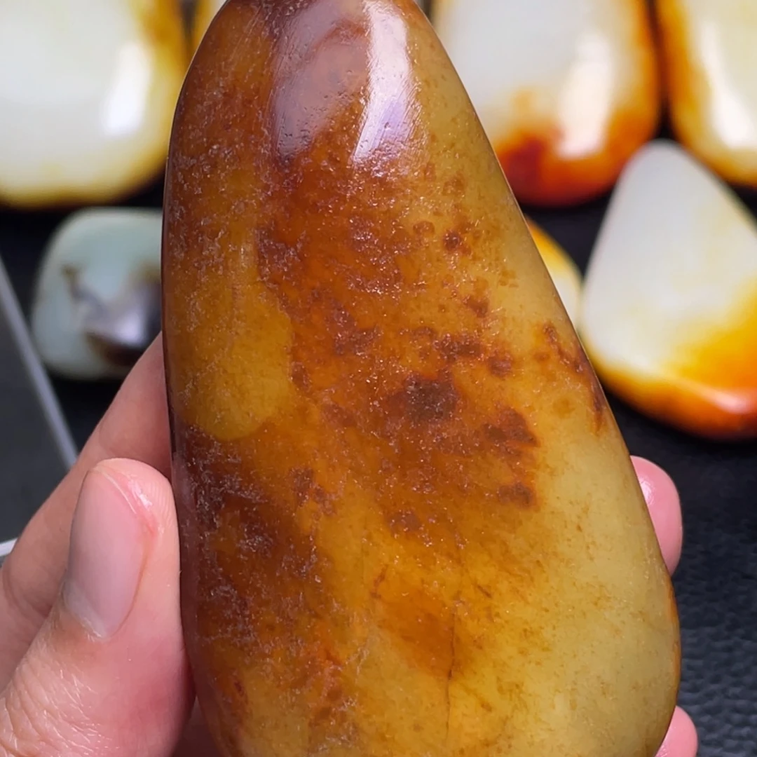 和田玉未镶嵌珠宝奇石