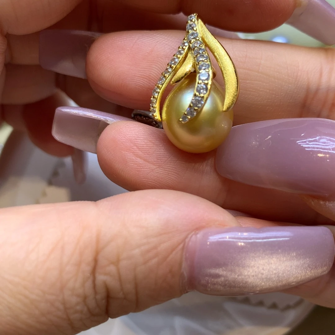 颈饰银S925镶嵌海水珍珠