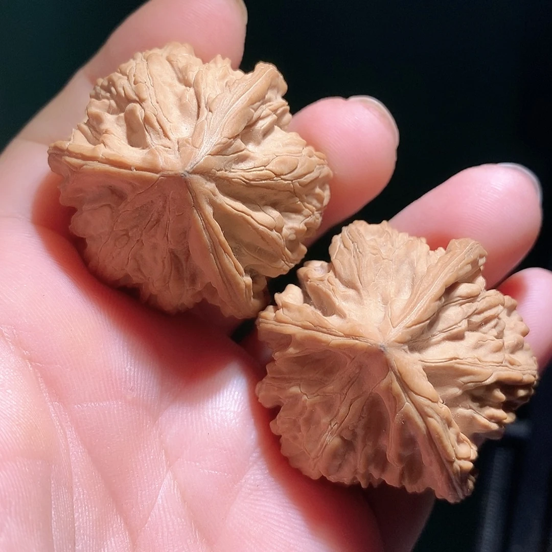 把件文玩核桃43文山三棱全品
