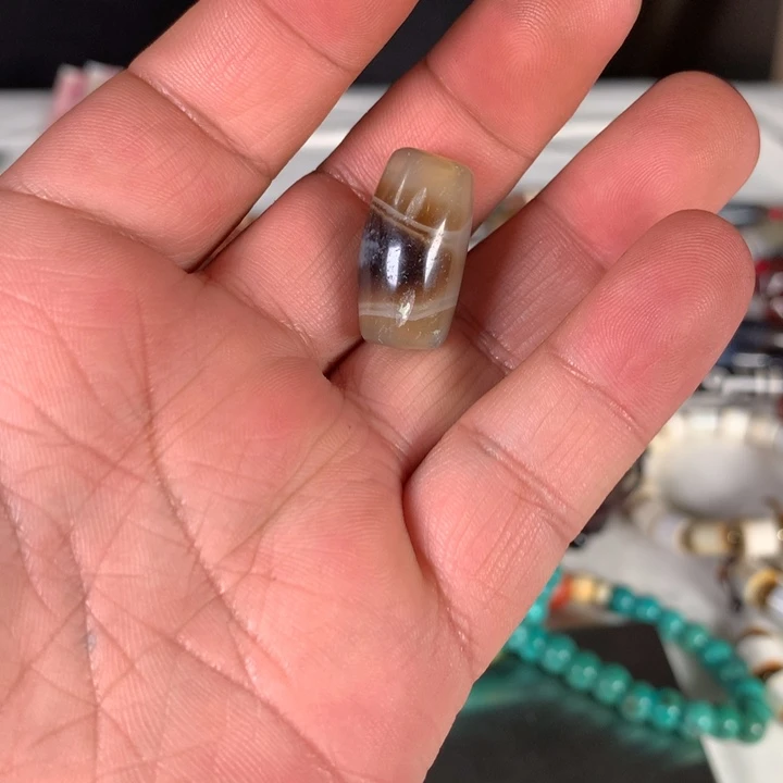 黄***红琉璃非金属天然珠珠