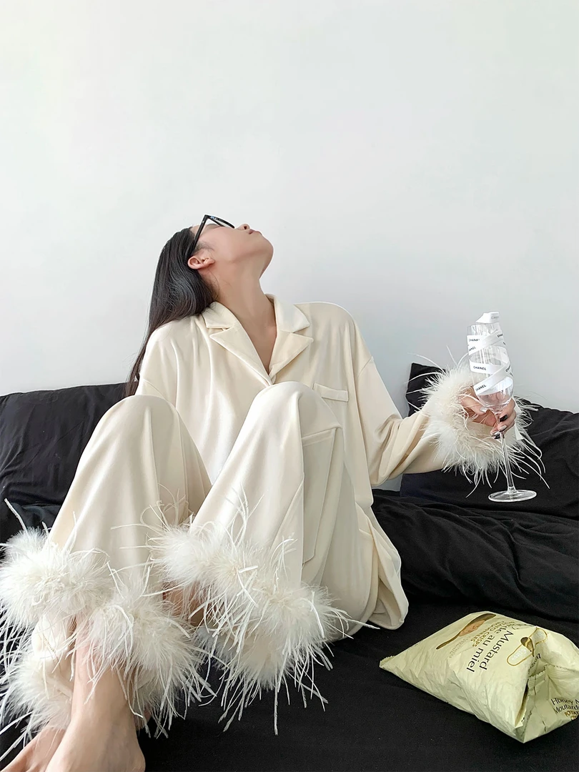海岛绒睡衣套装女秋冬2025新款轻奢高级感家居服仿羽毛袖两件套