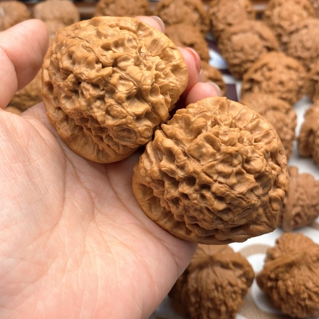 【闪购商品】文玩核桃把件老*76号龙鼎