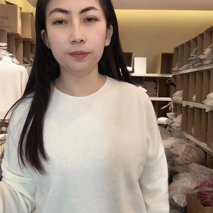 白小号圆领哈哈哈哈哈哈