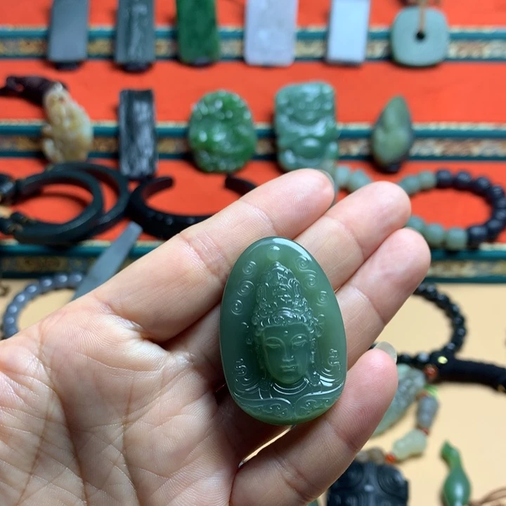 胧***风和田玉未镶嵌颈饰