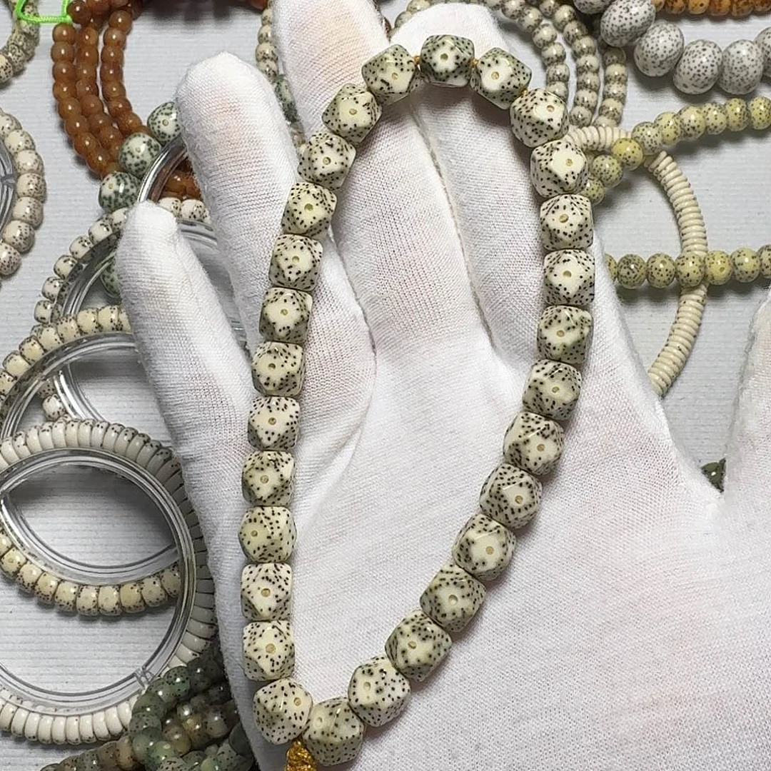 手串星月菩提原生态石玉料唐八棱星月菩提手持