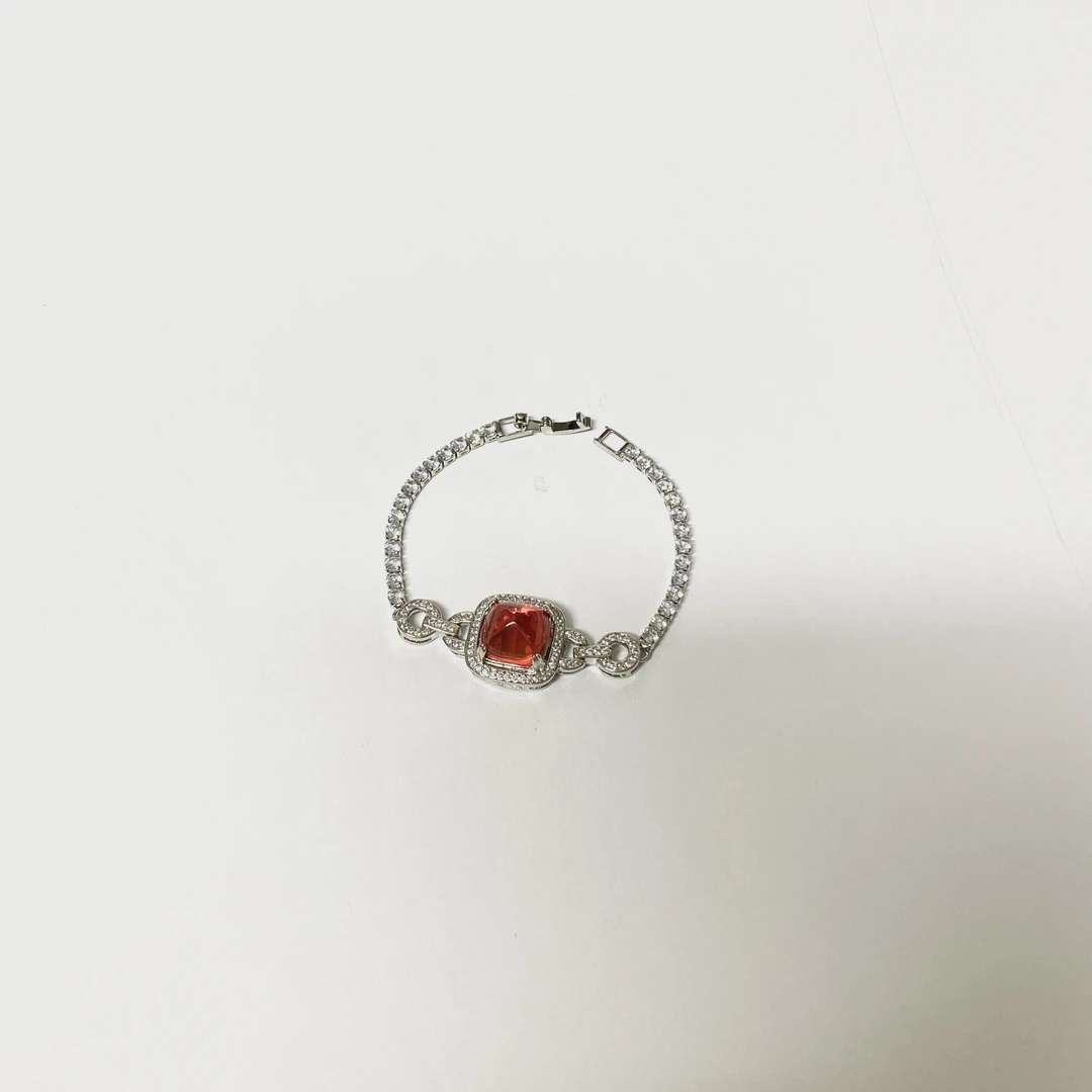 芬达时尚经典款吊坠N21