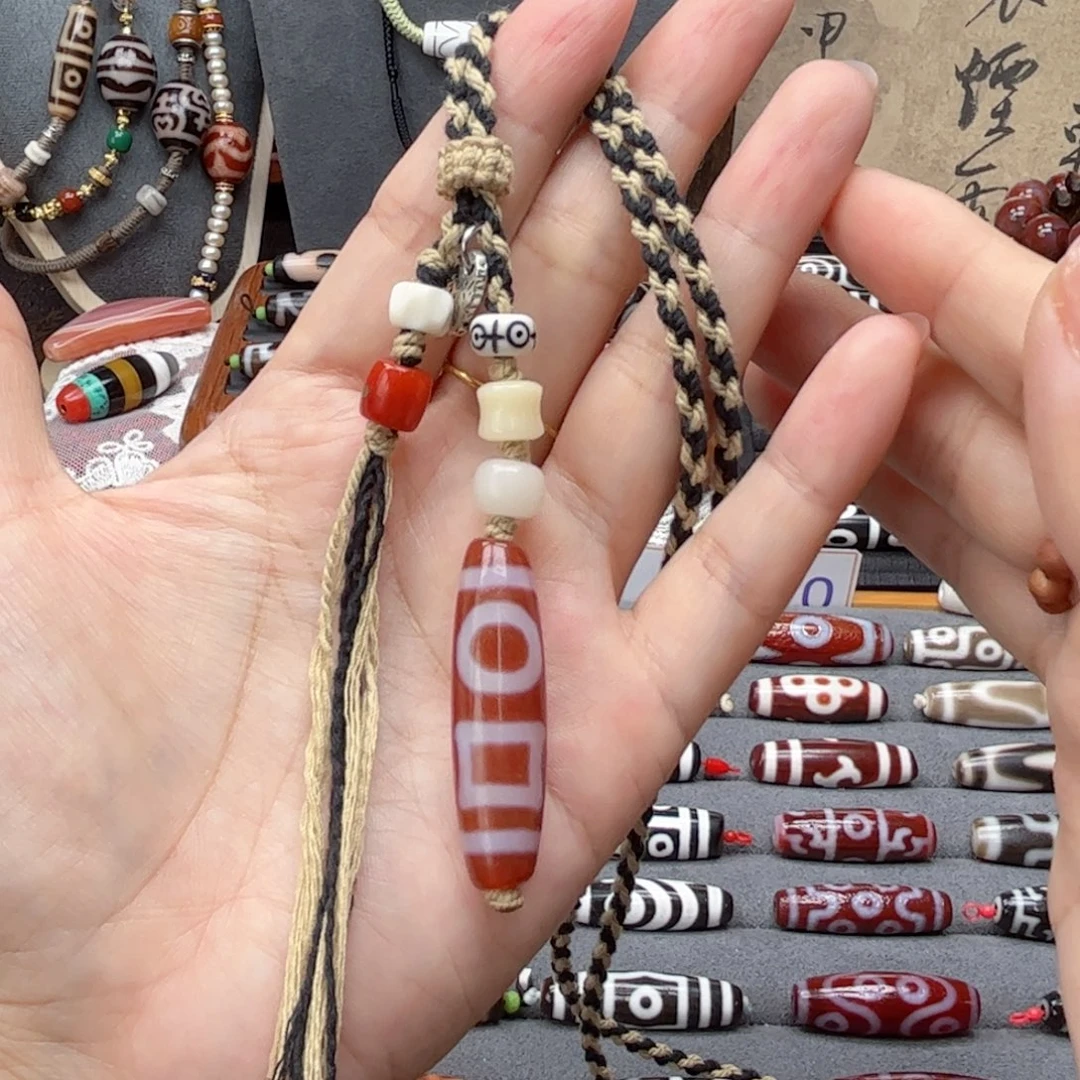 合金颈饰玛瑙/玉髓