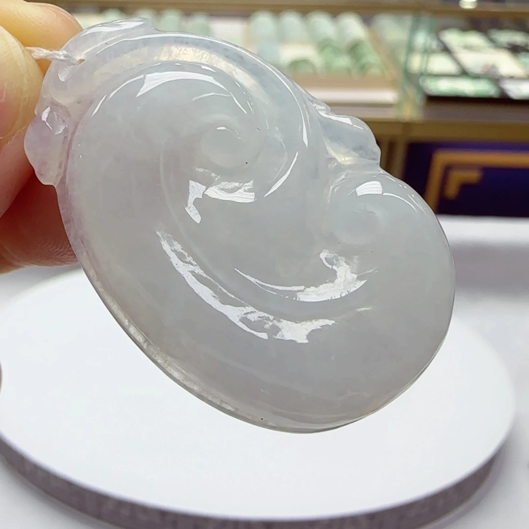 颈饰未镶嵌翡翠如意