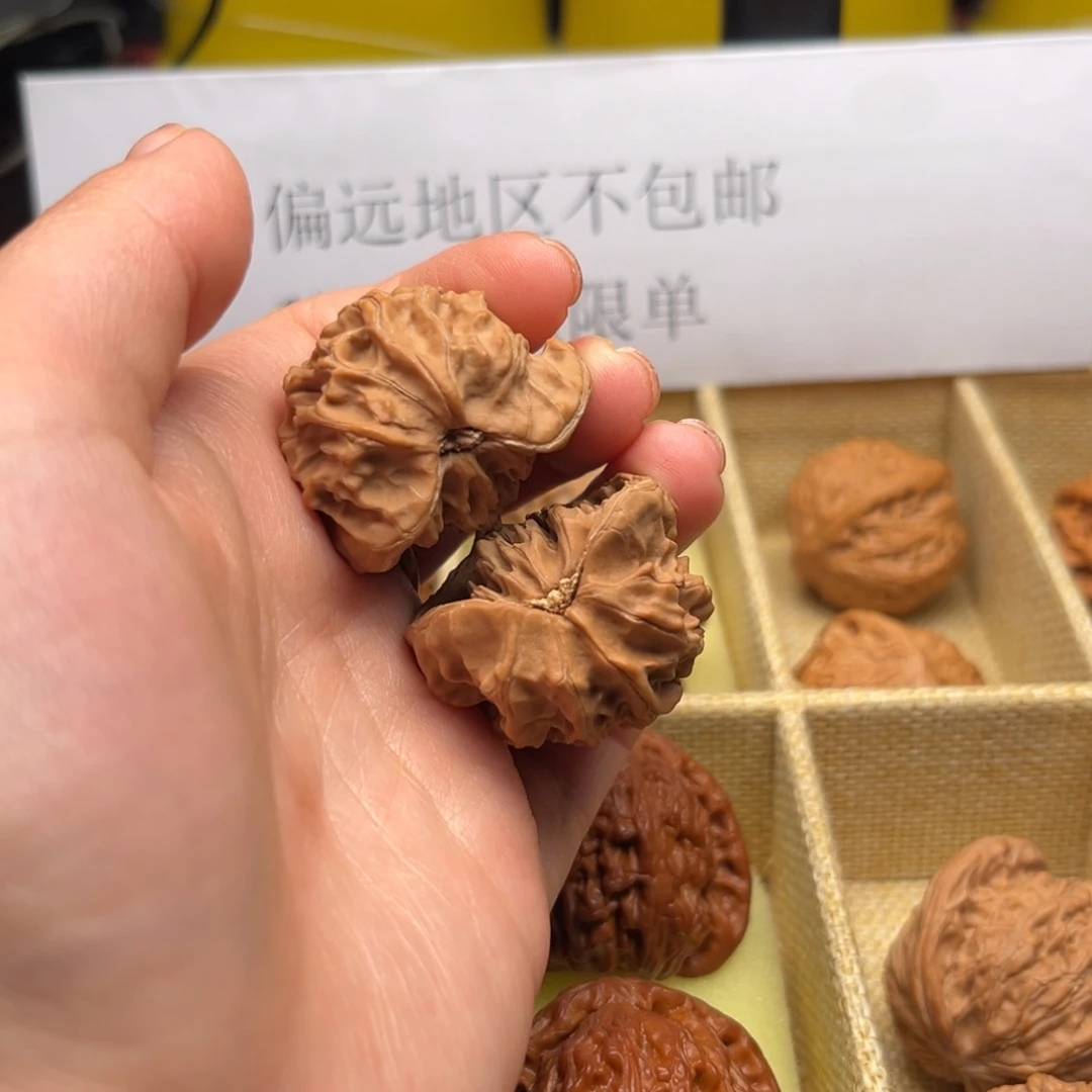 文玩核桃吊坠听*说蛇头