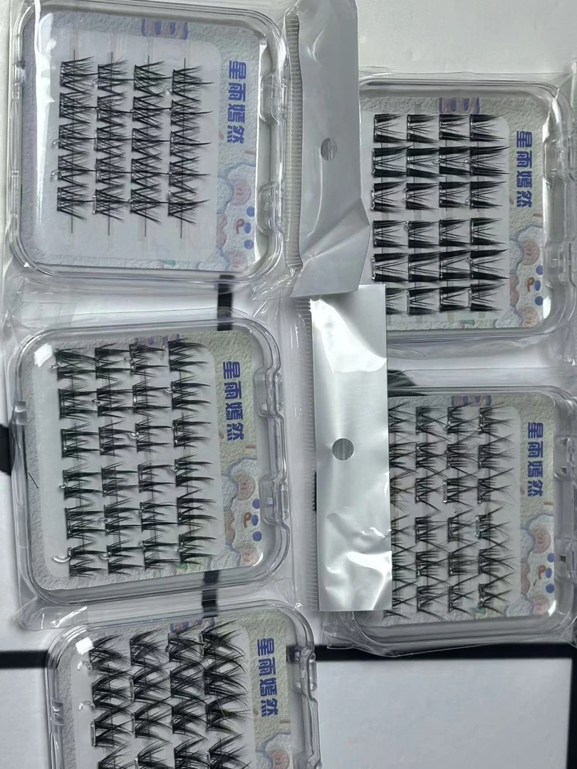 旅行装随机发普通款