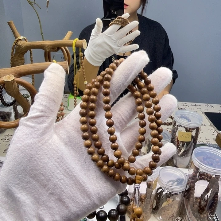 檀香木手串/手链开播福利多圈0.6黑肉顺纹奶香。瑕疵