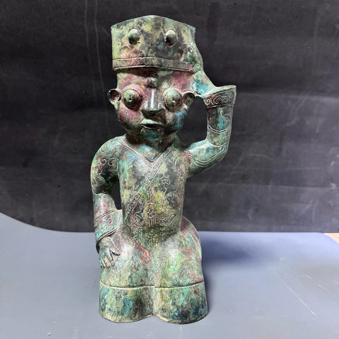 精美仿三星堆铜跪人，仿古青铜器摆件，纯铜摆件，博古架