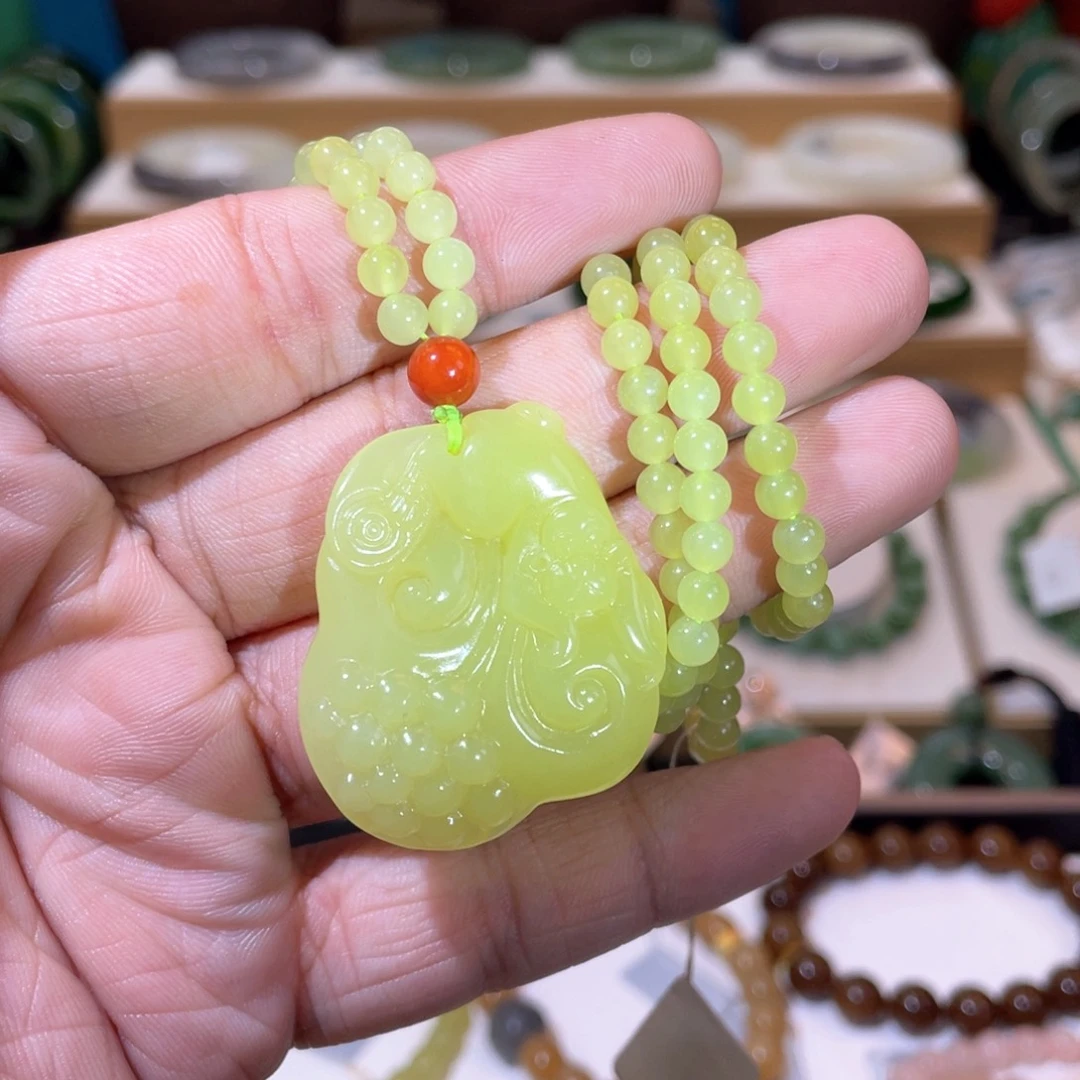 和田玉高品黄口如意吊坠未镶嵌