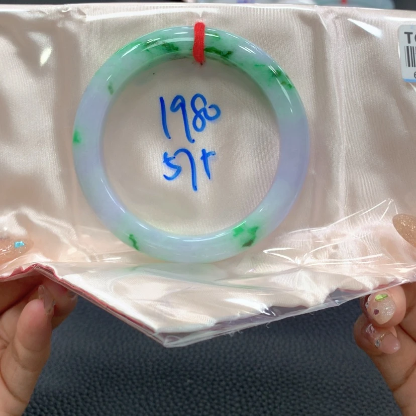 【闪购商品】翡翠手镯未镶嵌D**i翡翠