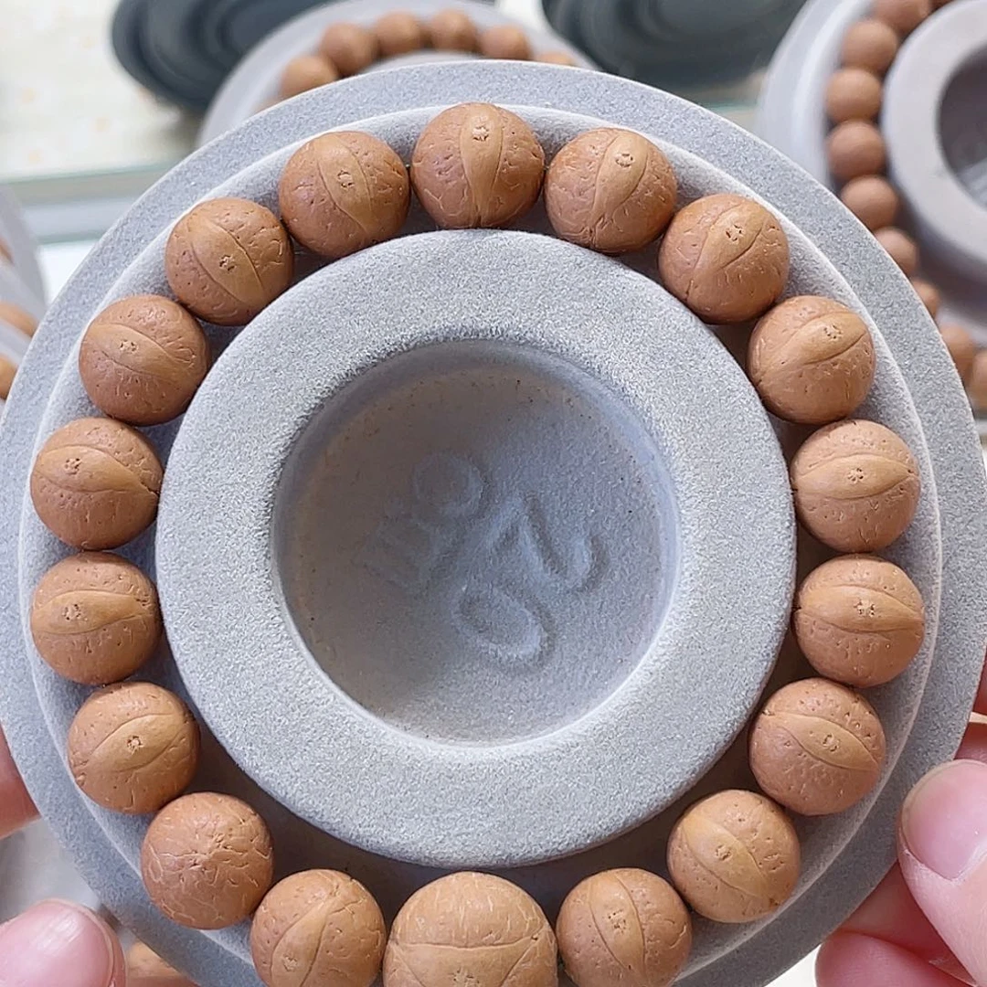 用***6凤眼菩提手串13.5左右凤眼