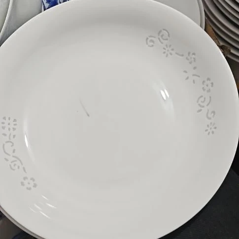 瓷玲珑白色8寸盘2个微瑕疵