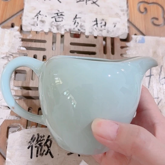 微瑕介意的勿拍，喜欢再下单，谢谢支持