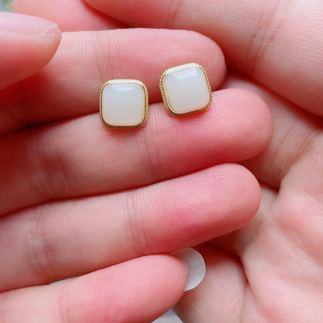 和田玉耳钉银S925镶嵌