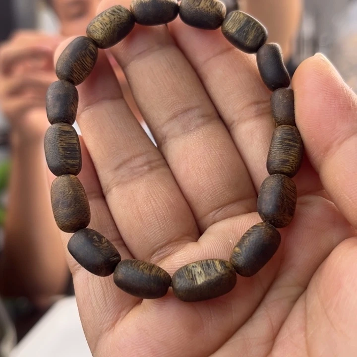 手串沉香奇楠随型留疤珠7-8mm单圈多样性发一SY-125