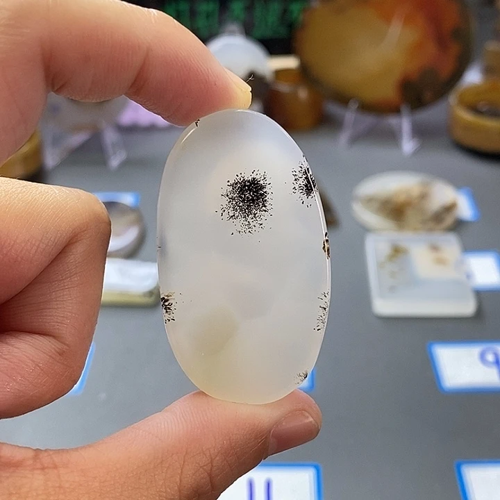 玛瑙/玉髓未镶嵌珠宝半成品28