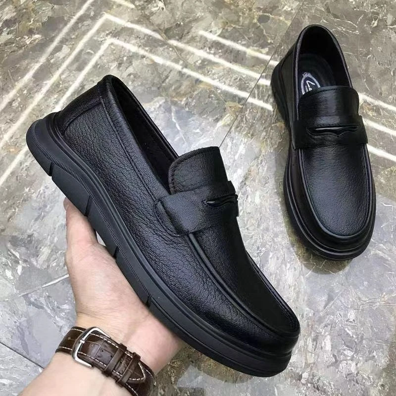 真皮男鞋四季爆款牛皮圆头一脚蹬懒人皮鞋透气软底休闲皮鞋男款