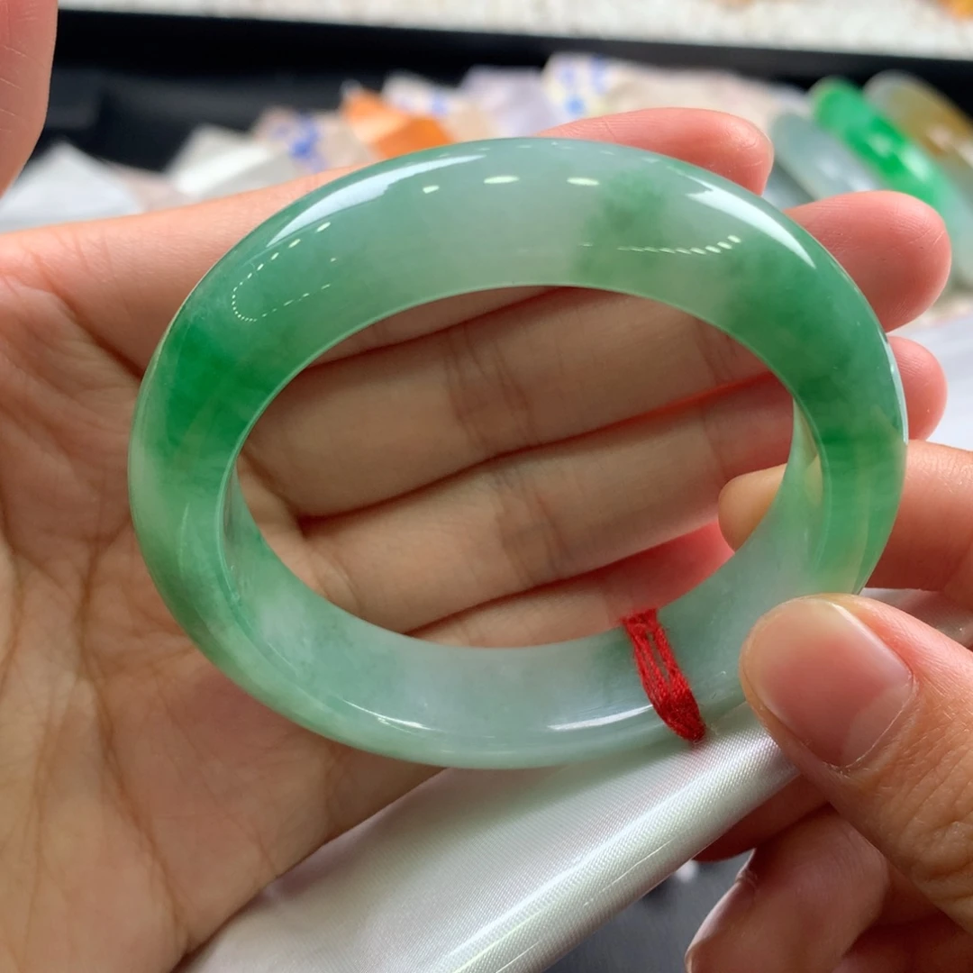 翡翠未镶嵌手镯小圈强推