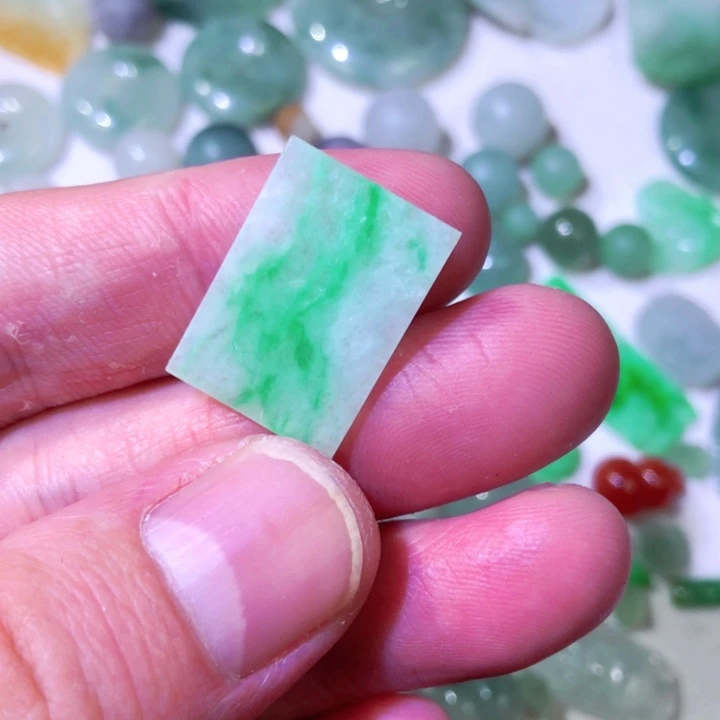 定制翡翠未镶嵌天然a货翡翠