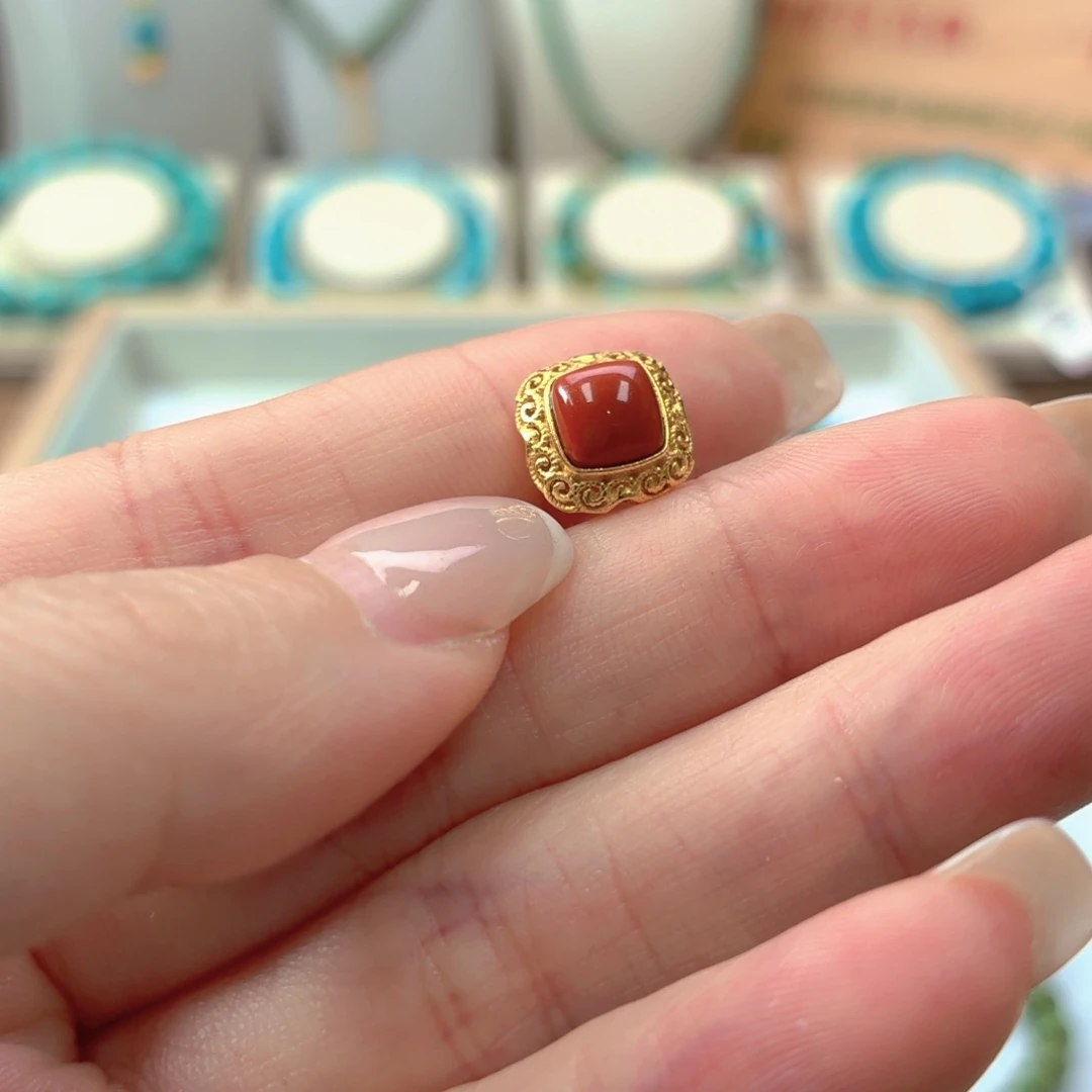 南红玛瑙未镶嵌珠宝奇石