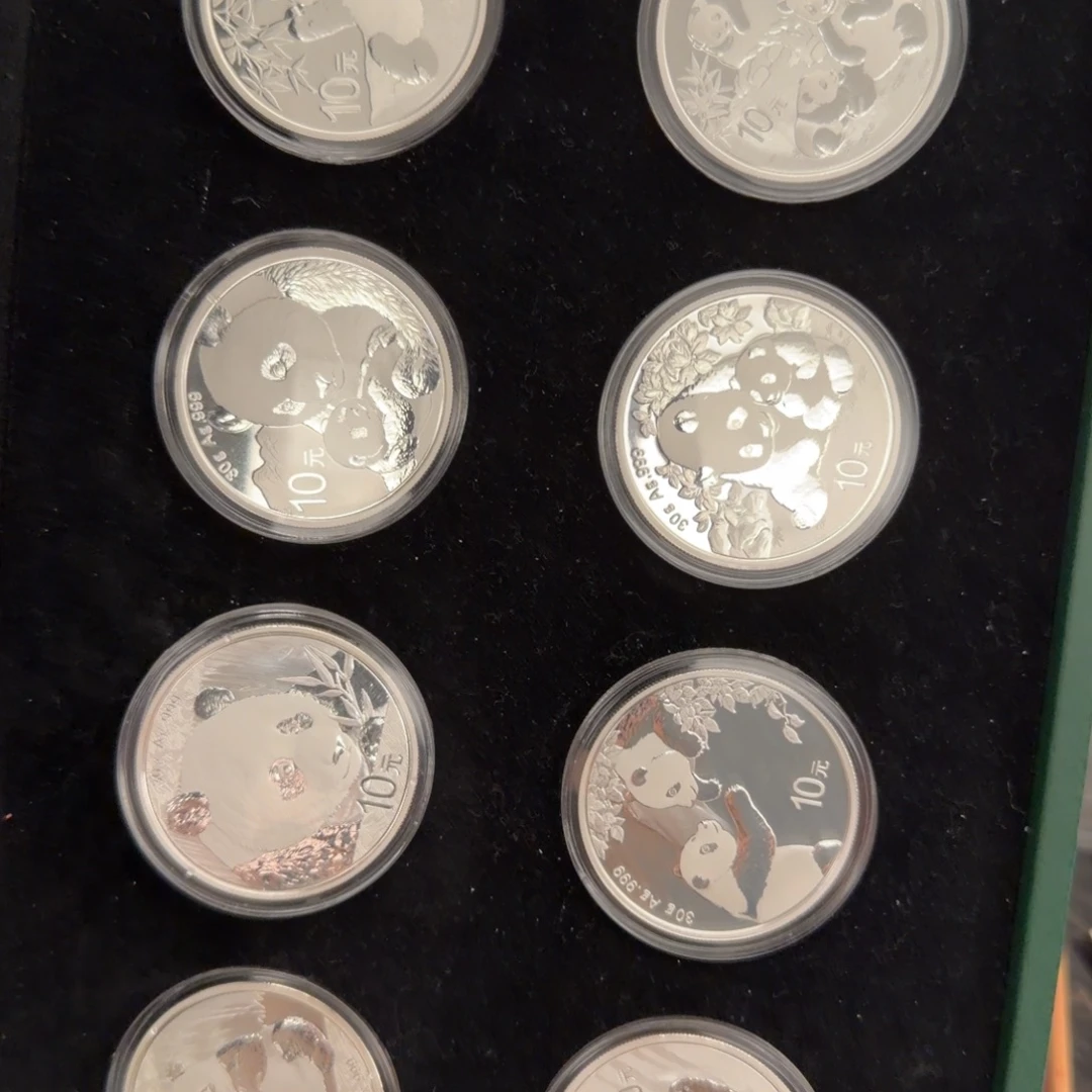 纯银2017-2026熊猫大全套带证盒