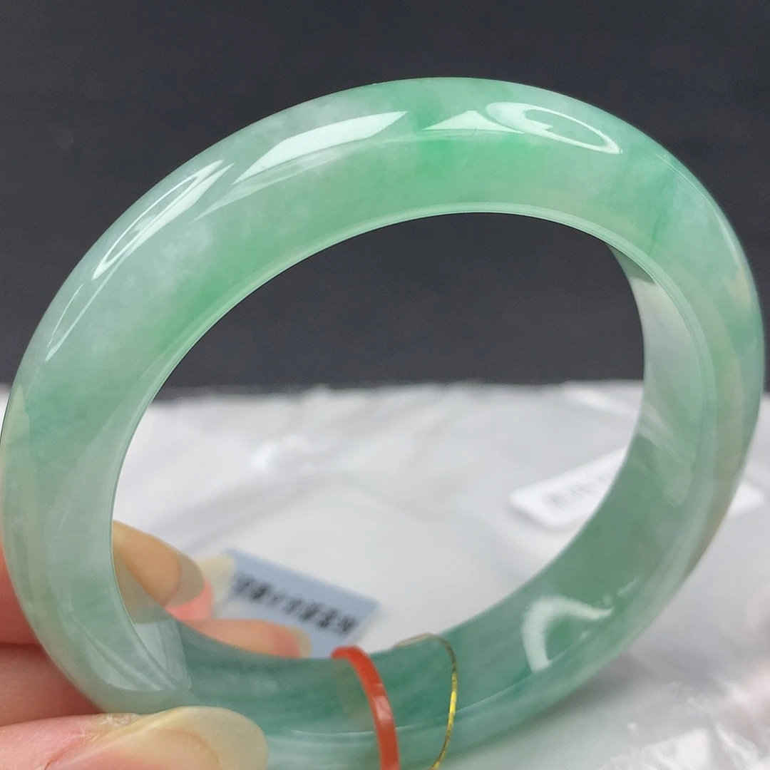 翡翠未镶嵌手镯5556圈908