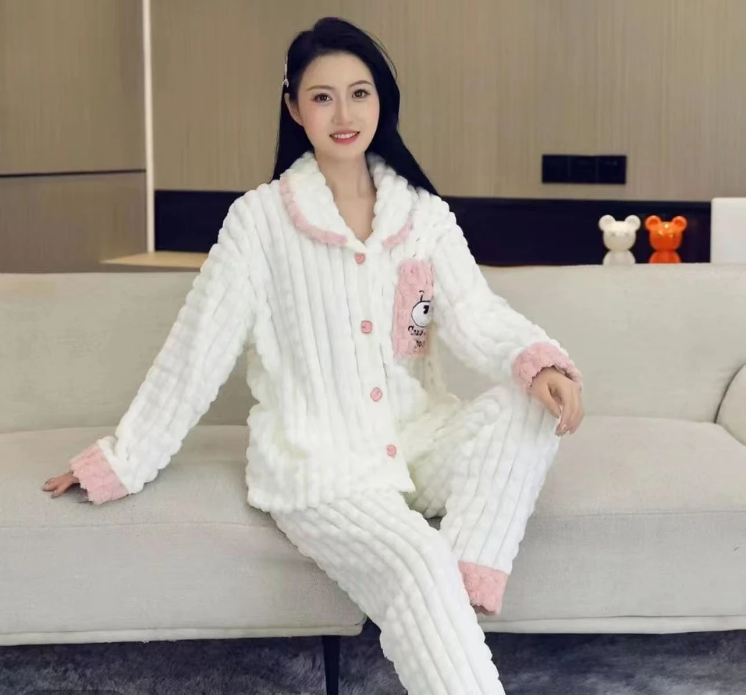 （秋冬好物）兔子睡衣套装舒适长袖可爱学生居家珊瑚绒家居服套装