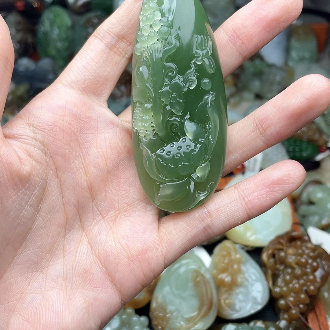 和田玉未镶嵌挂件